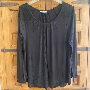 Maurice’s Long Sleeve Tee